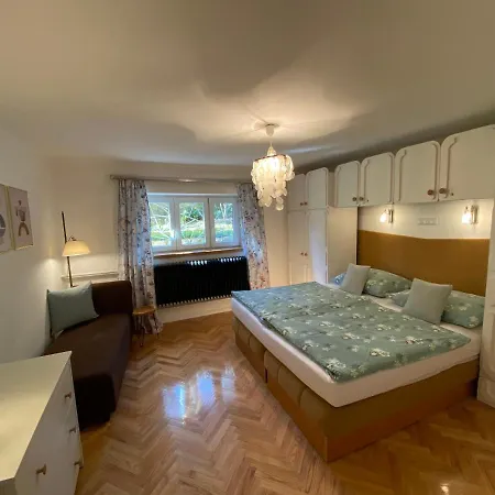 Apartman Souterrain *